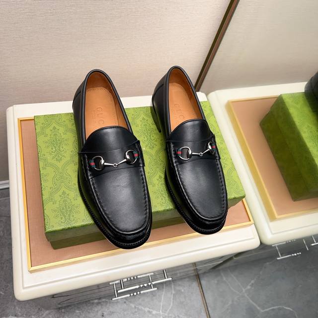 Product trademark: Gucci casual leather shoes Regular size: 38-44 45.46.47 Custo