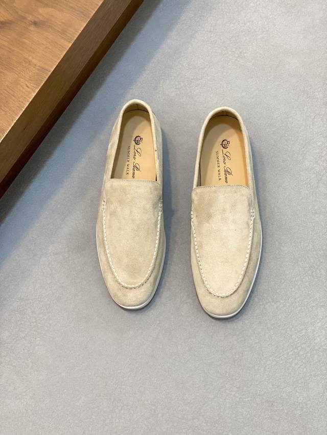 Loropiana's moccasins are made of water-repellent suede uppers, calfskin for the