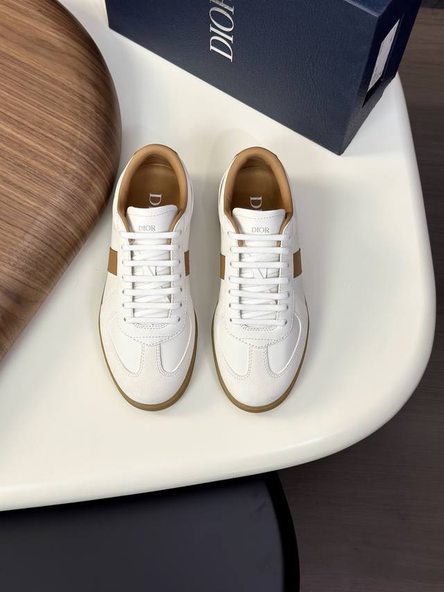 Dior. Dior's new casual sneakers define your fashion steps. Boldly using innovat