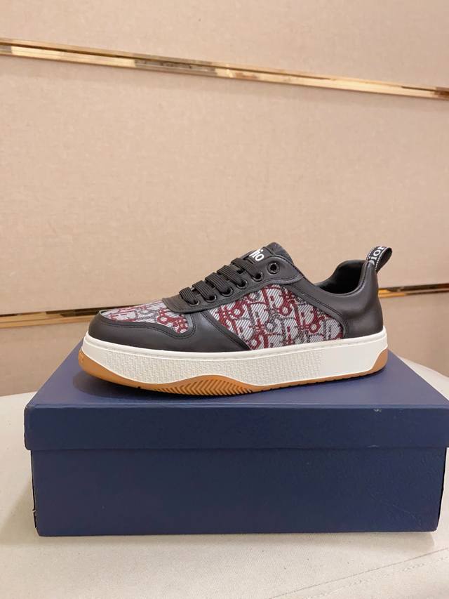 Factory Price Men's Men's Sports Shoes Original Dior New Casual Sports Style Men