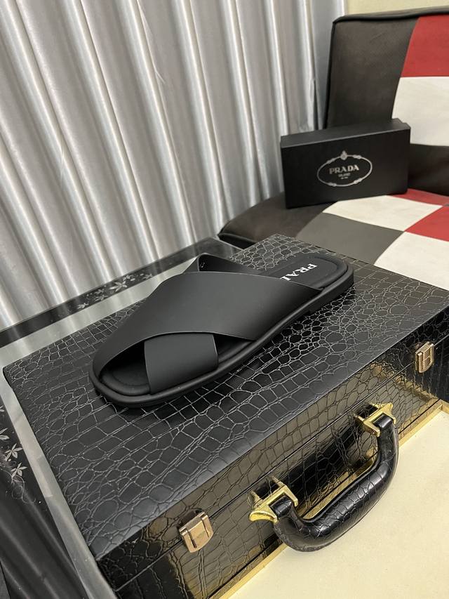 Factory Price: Pradr-Prada luxury brand casual slippers, imported original sheep