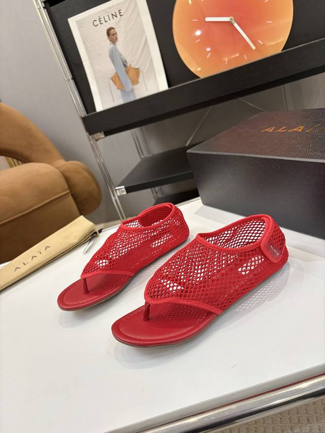 Brand: Alaia 25Ss New spring and summer style, the same style as celebrities, al