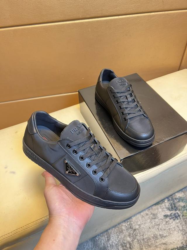 P Prada classic original version Prada: top purchasing agent men's latest counte