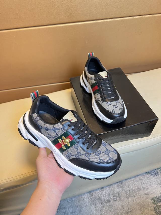 P Gucci unique modern style sports shoes. Casual loafers original leather sheeps