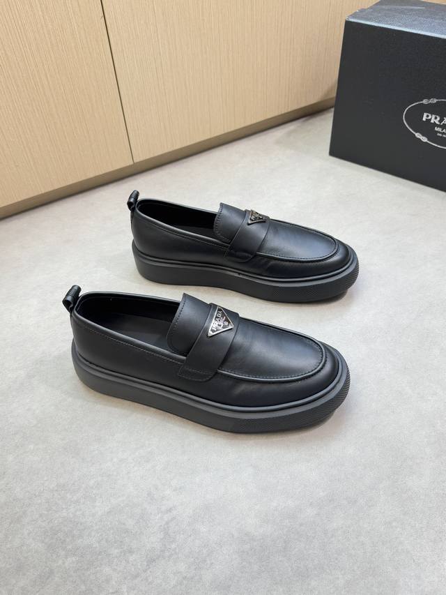 Prada -High-end quality original casual sports shoes -Upper: original Nappa calf
