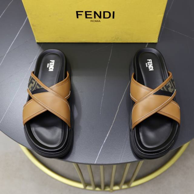 Factory Price Pp: Brand: Fendi Fendi Size: 38-44 45 Customized Grade: Original q