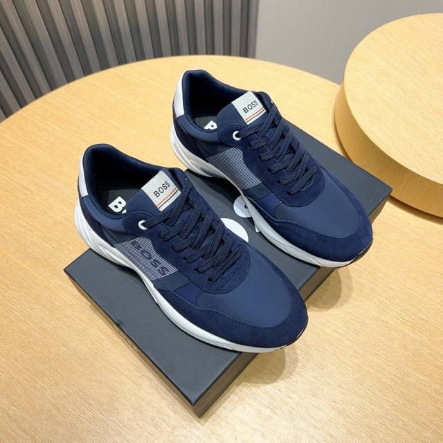 Factory P Boss new men's sports shoes. Well-known sports brand new models are la