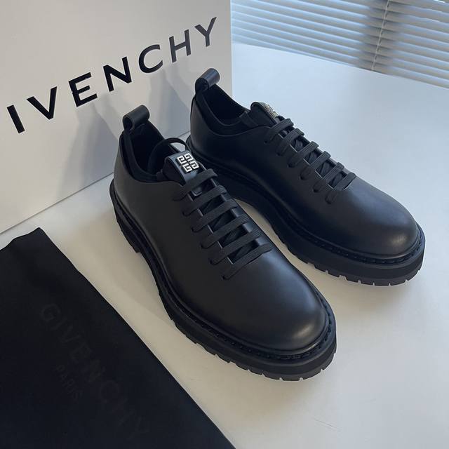 Giv's new Box smooth leather derby shoes Smooth black leather material, crisp an
