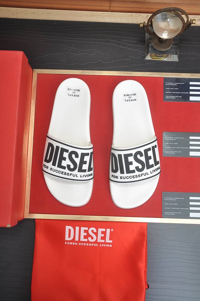 Factory price P Diesel 2025 original men's shoes classic model This model is the