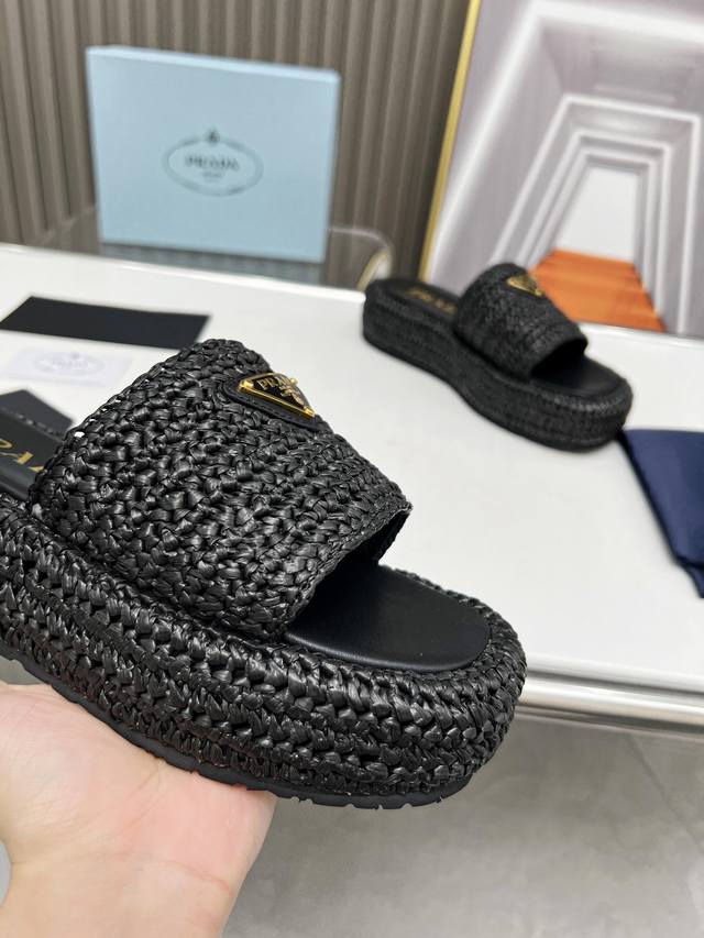 Factory Prada high quality high version super hot thick-soled sandals super hot