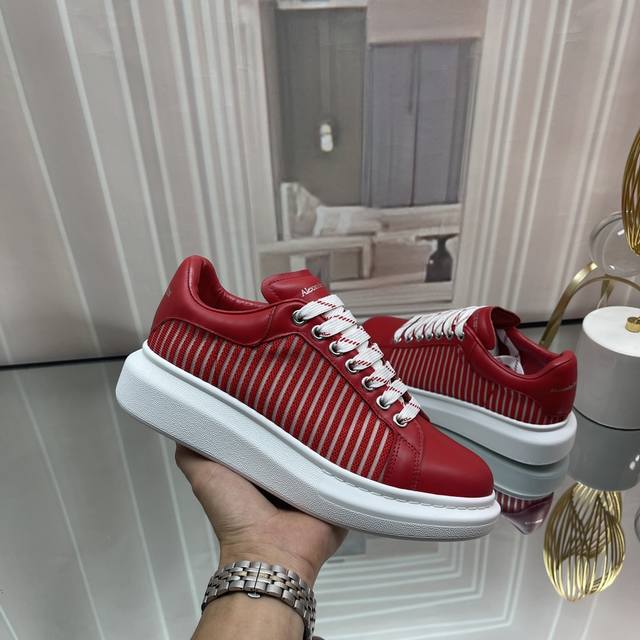 Professional McQueen factory P. Top version. Couples' style: Alexander Mcqueen h