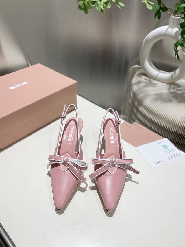 Factory price P Miumiu2025 new back-sandal series is fashionable and stylish. It