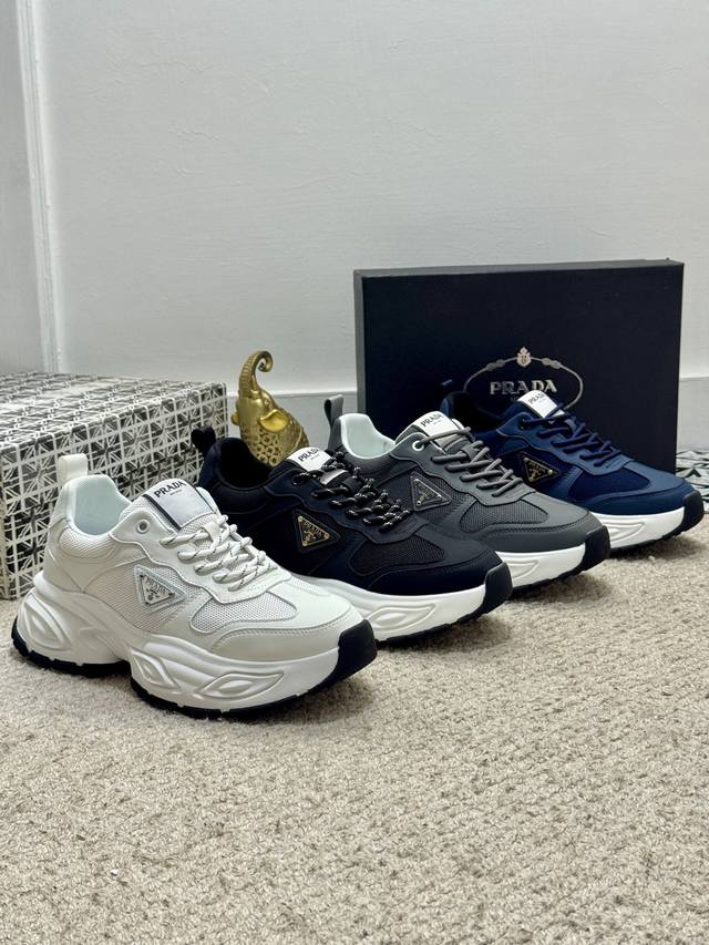 Prada* High-end boutique Prada~ Prada's high-quality original single-goods bouti
