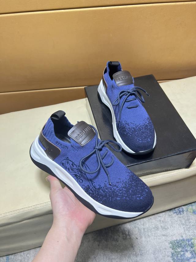 P Exclusive first release of Bruti unique modern sports shoes. Counter purchase