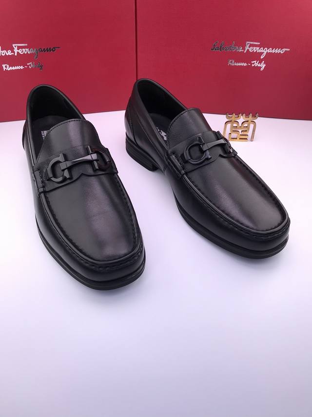 Ferragam* imported fetal cowhide soft sole and soft surface high-end business ca