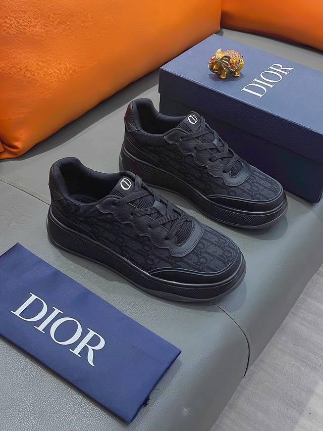 Product name: Dior Price: Regular size: 38-44 Casual shoes Product material: Sel