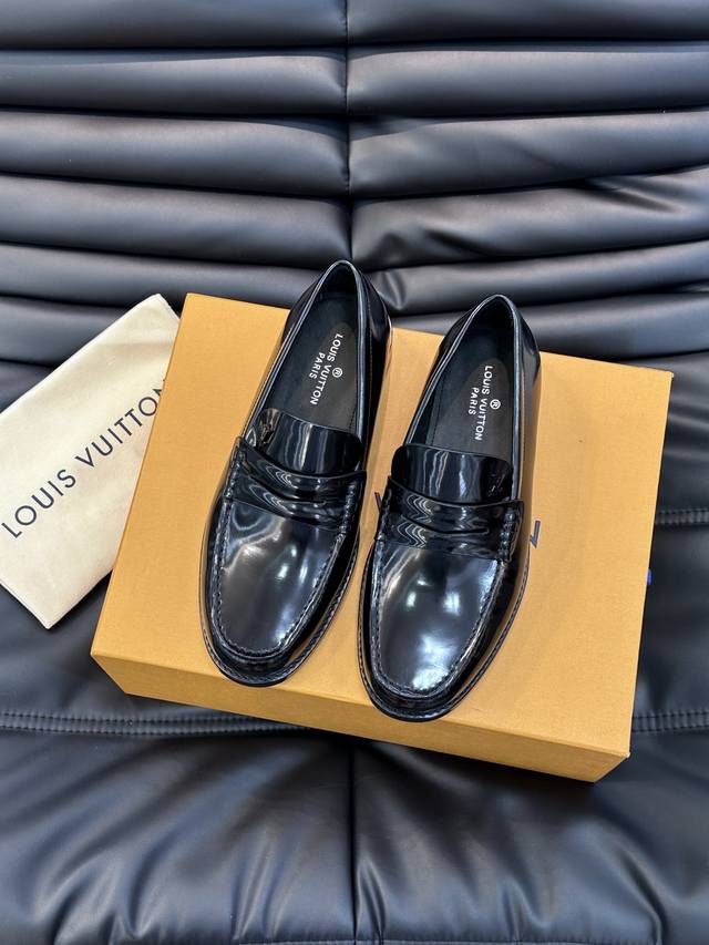 LV~ High-end men's formal casual leather shoes, genuine leather outsole! High-en