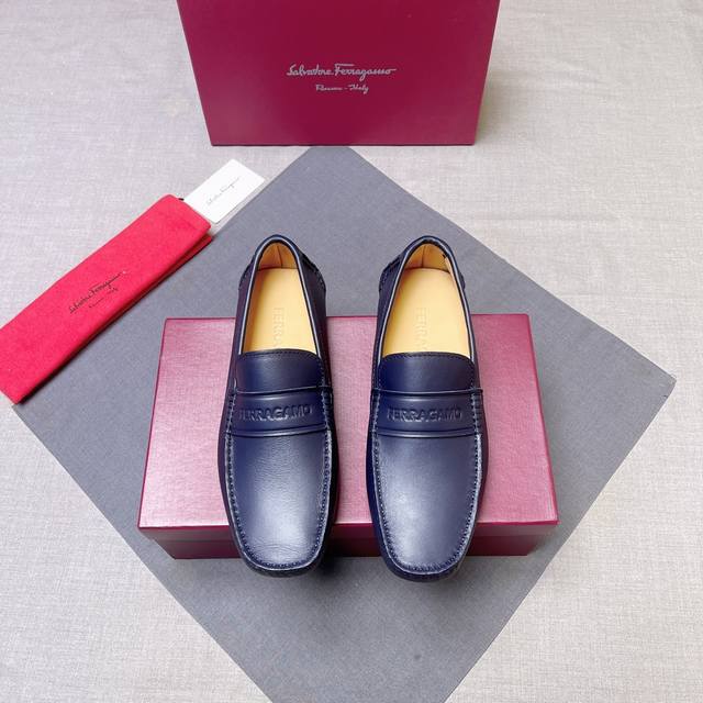 Salvatore Ferragamo high-end version of the latest hit, top quality. The upper i