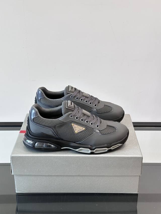 Prad's latest air-cushioned leather sports casual shoes, a reinterpretation of t