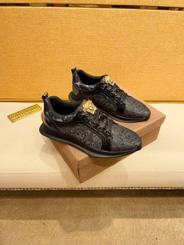 Factory P price Versace new style carefully crafted, set off the whole scene! In
