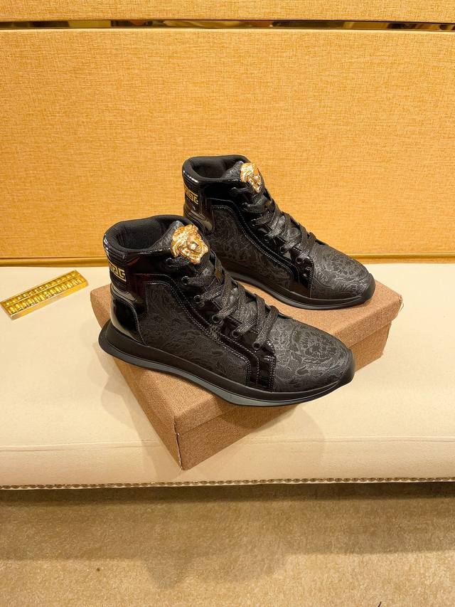 Factory Price Versace high-top new models are carefully crafted and set off the