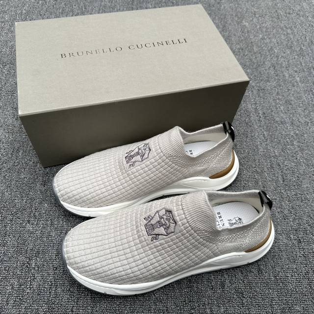 Brunello Cucinelli Ss new spring and summer men's shoes are shipped, referred to