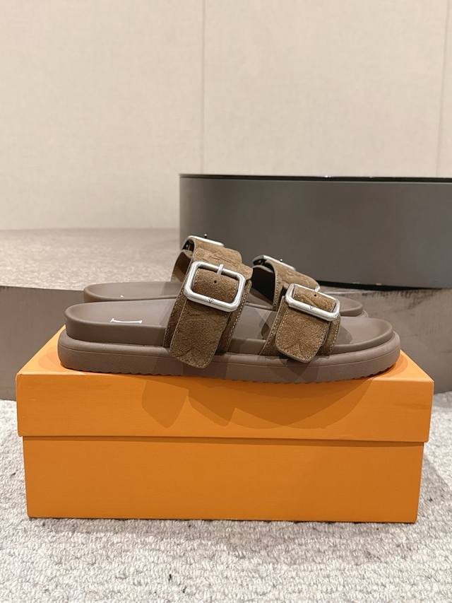 L-Size: 39-45 38.46 Custom-made Lv Louis Vuitton L-Style Venice Series Thick-sol
