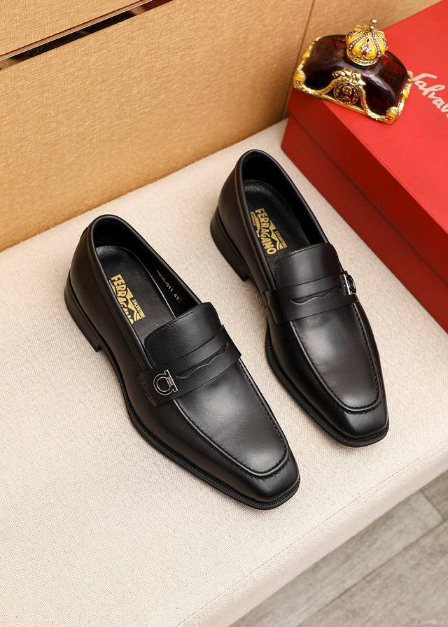 Factory Price Men's Men's Sports Shoes Original Product Brand: Ferragamo Salvato