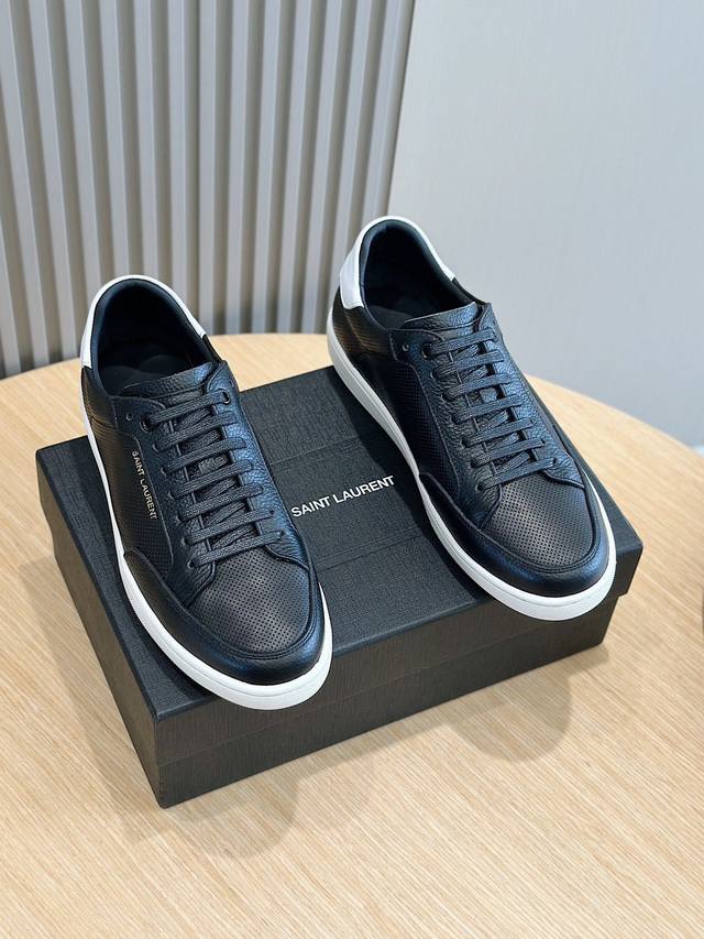 YSL Saint Laurent men's low-top sneakers The latest model from the counter, the