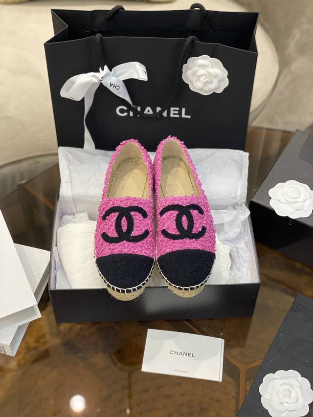 Chane* Espadrilles Fisherman's Shoes, a classic Chanel style! Exclusive purchasi