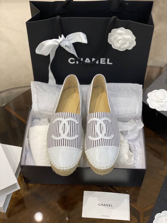 Chane* Espadrilles Fisherman's Shoes, a classic Chanel style! Exclusive purchasi