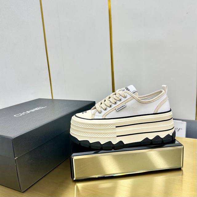 Factory Price Pp Chanel thick-soled biscuit shoes, a new retro series, presents