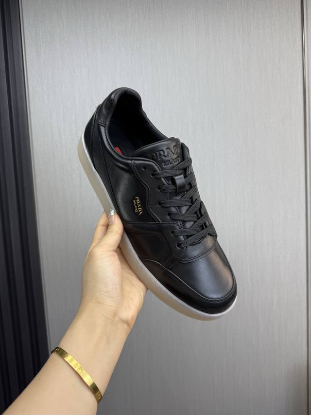 Factory Price Pp: Prada Fabric: imported calfskin Lining: cowhide lining + cowhi