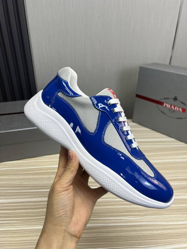 Factory Price Pp: Prada: Original high-end presentation. Upper imported flying w