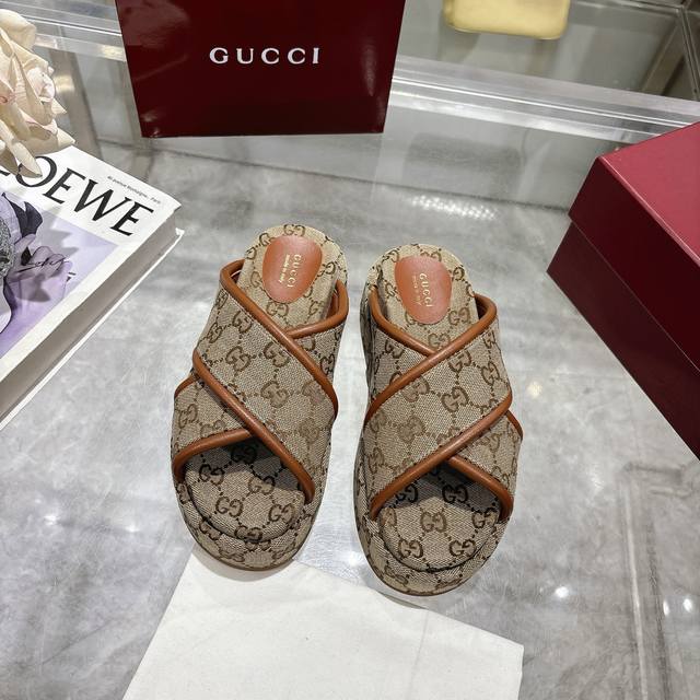 Couple's Price Gucci Thick-soled Classic Gg Embroidered Canvas Slippers Leg-lift