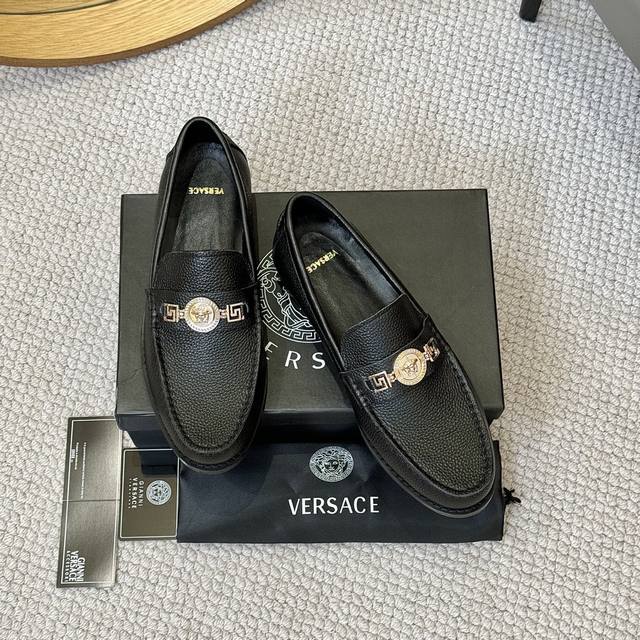 Factory price P, new Versace model, fine workmanship, imported top layer cowhide