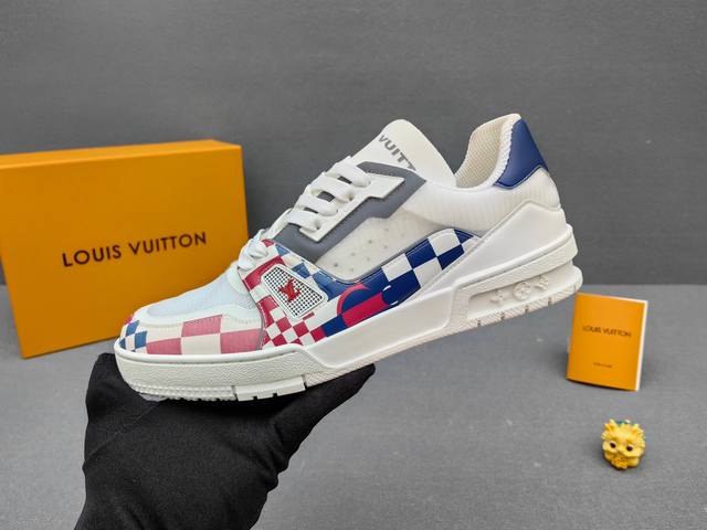 Tarine Couple's Casual Original Purchase Development and Production This Trainer