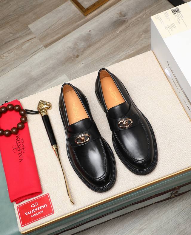Factory price P Vt Hualun super top casual leather shoes Leather shoes professio