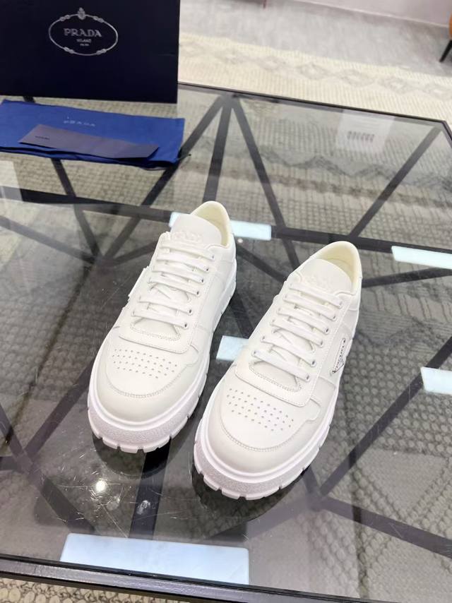 RMB 38-45 Prada new men's leather sneakers, the best version on the market, welc