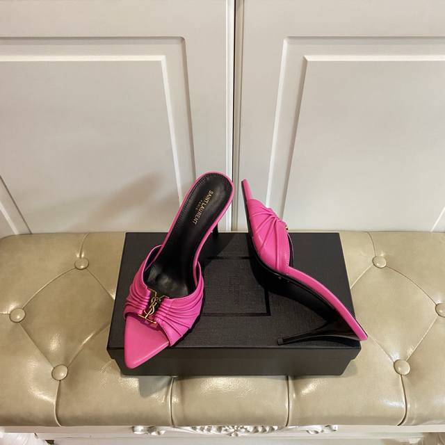 Factory price P, Yves Saint Laurent pointed toe slippers, 9cm heel height, sheep