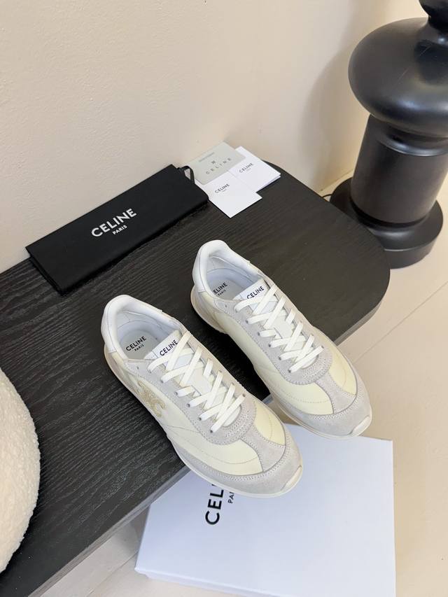 Celin*'s latest spring and summer Racer Gump shoes sneakers Many celebrity fashi