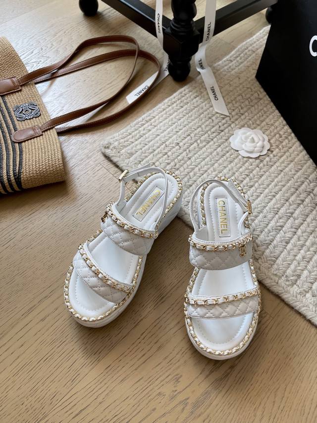 Chanel 25P new thick-soled chain sandals series! Top version! First to sell Shee