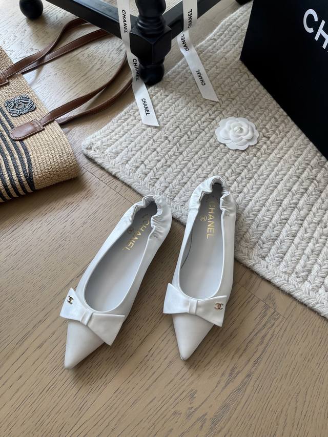 Chanel25P new pointed butterfly shoes! top version! First sale satin upper, shee