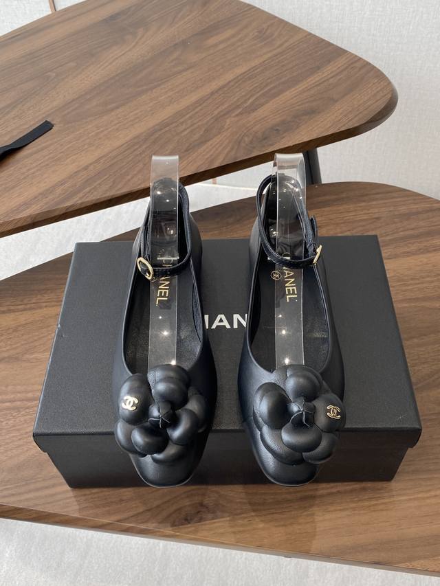 Chanel 24Ss new single shoes Mary Jane shoes square toe Camellia flat shoes Uppe