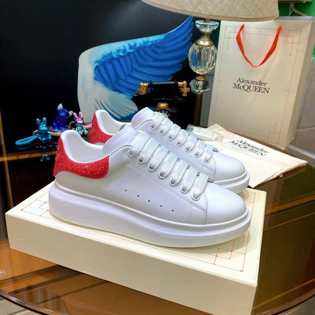 Alexander Mcqueen Sun] The latest spring shoes of the top board are leading the