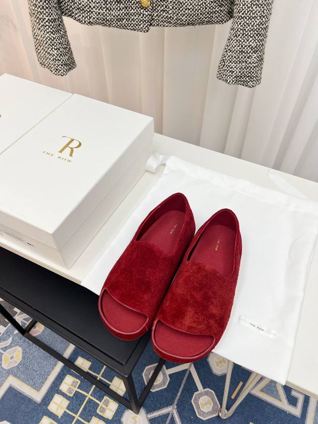 The Row 25S new open loafers Birkenstocks The most favorite of the year. Looks o
