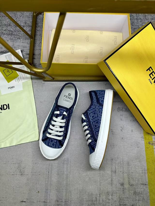 The latest hot style Fendi Domino sneakers - a new must-have style! Relaxed, com