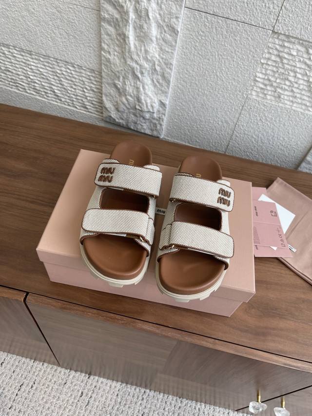 Top version: Miu Miu 25Ss Spring and Summer New Canvas Half-Slipper Sandals Miu