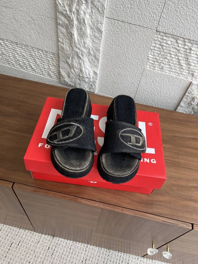 Top version: Diesel 25Ss Spring and Summer new denim washed denim sandals and sl