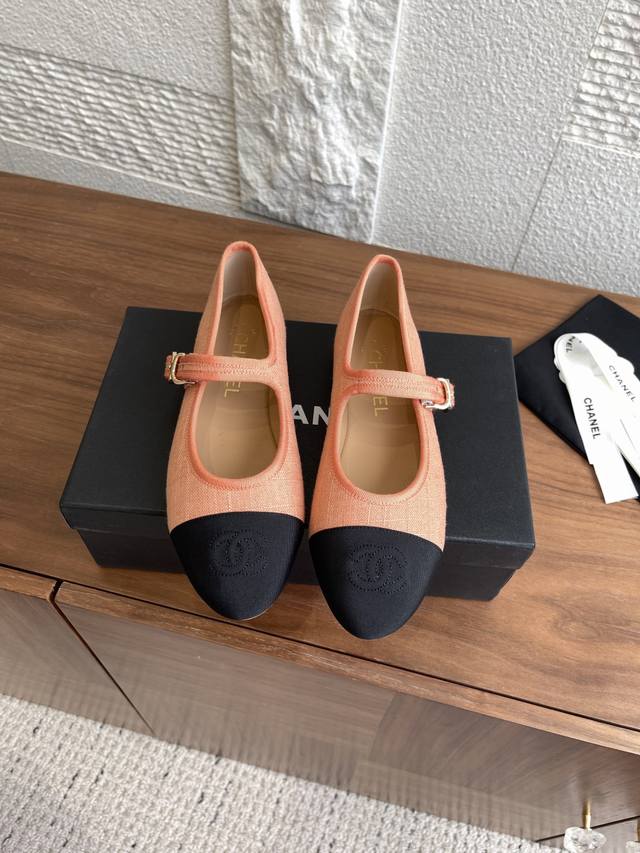 Top version: Chanel Chanel 25Ss new spring and summer twill corduroy three-dimen